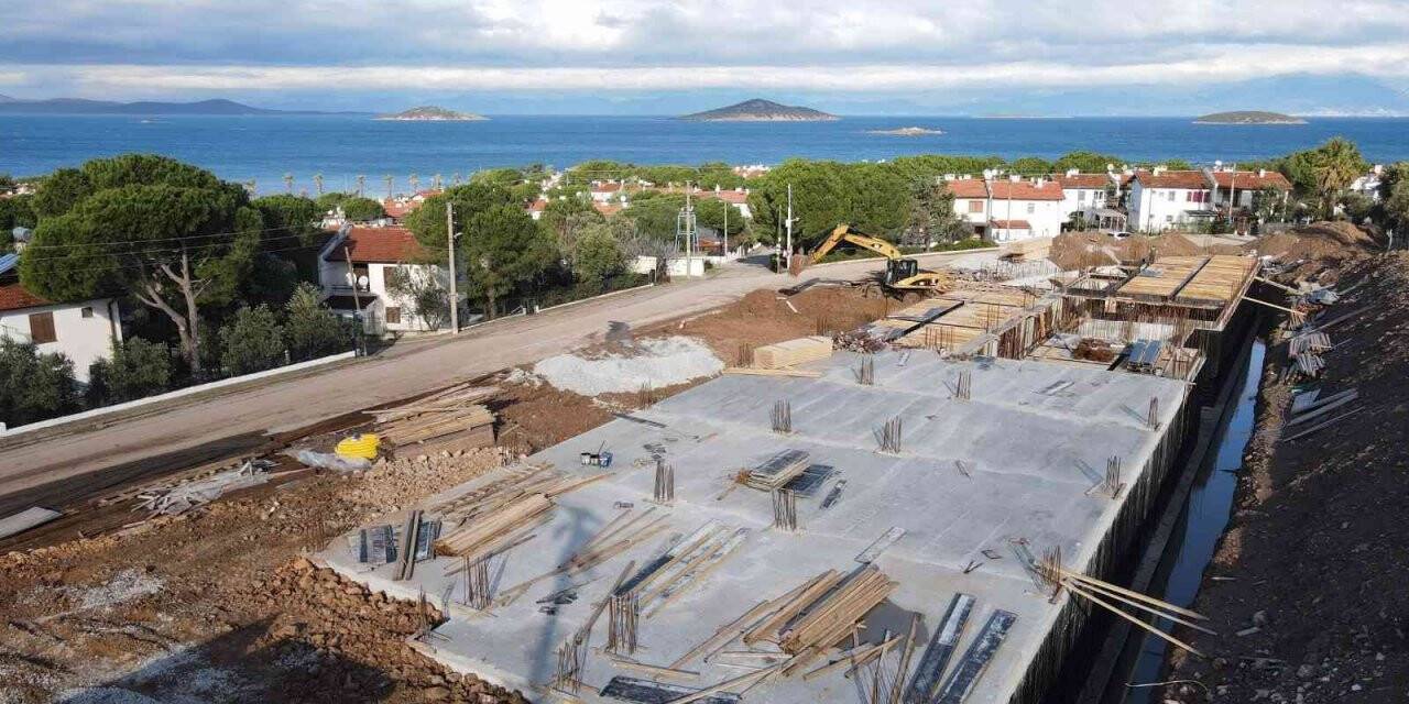 Ayvalık Belediyesi Sebahat - Cihan Şişman yaşlı bakımevi hızla yükseliyor