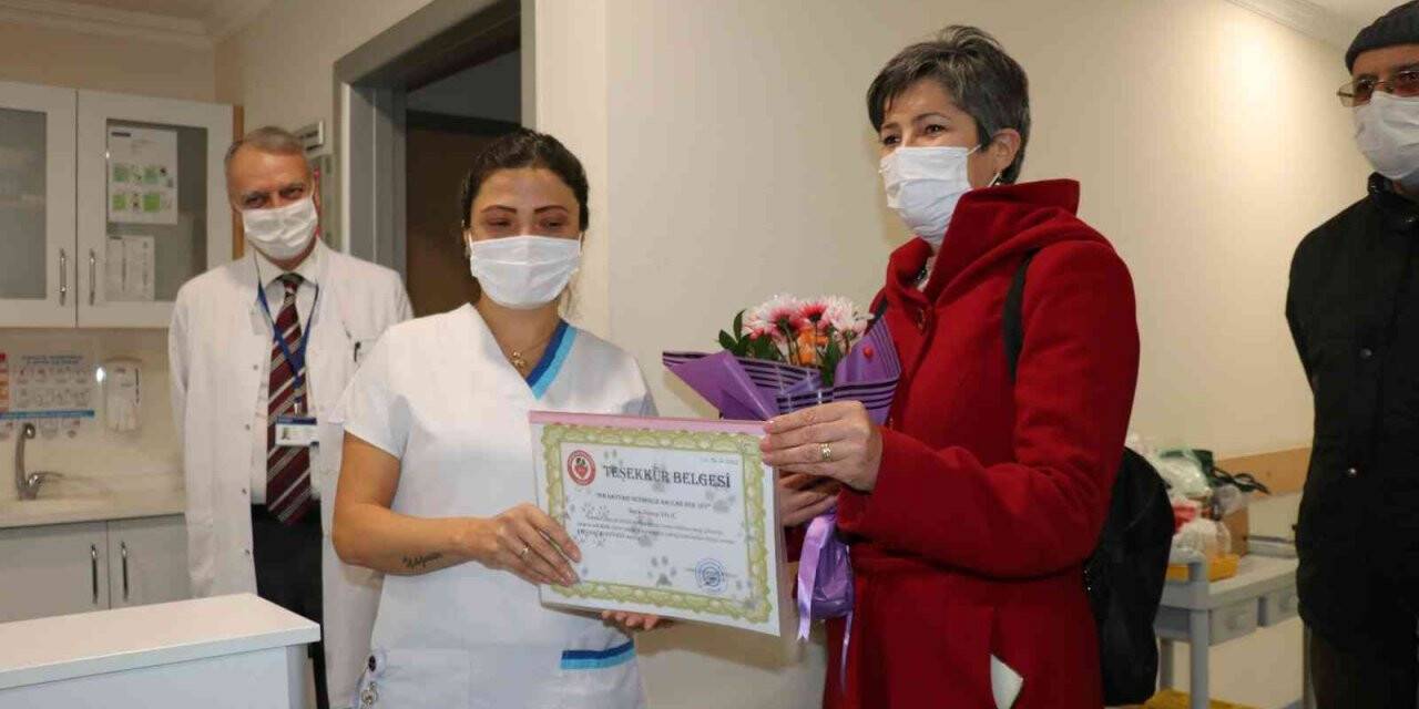 Sözlü saldırıya uğrayan hemşireden örnek davranış