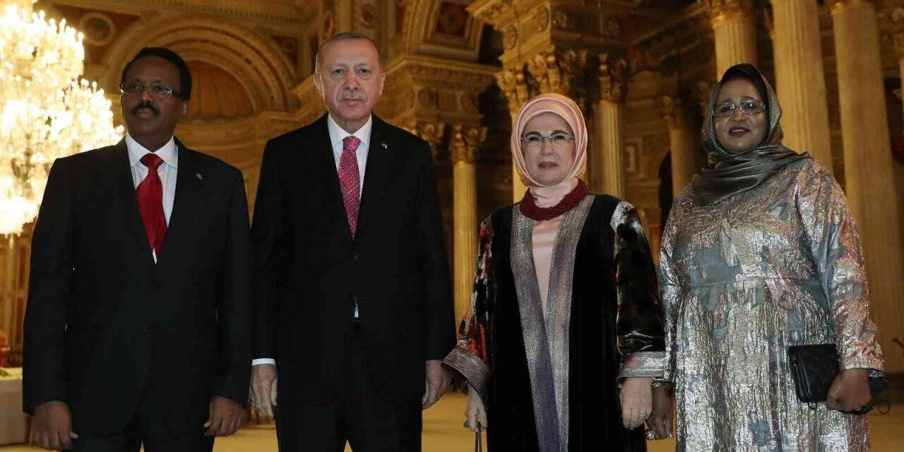 Cumhurbaşkanı Erdoğan, devlet ve hükümet başkanlarını yemekte ağırladı