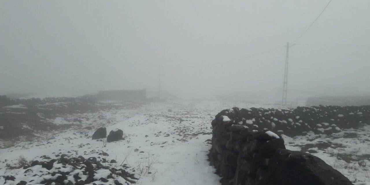 Iğdır’da yüksek kesimlere kar yağıyor