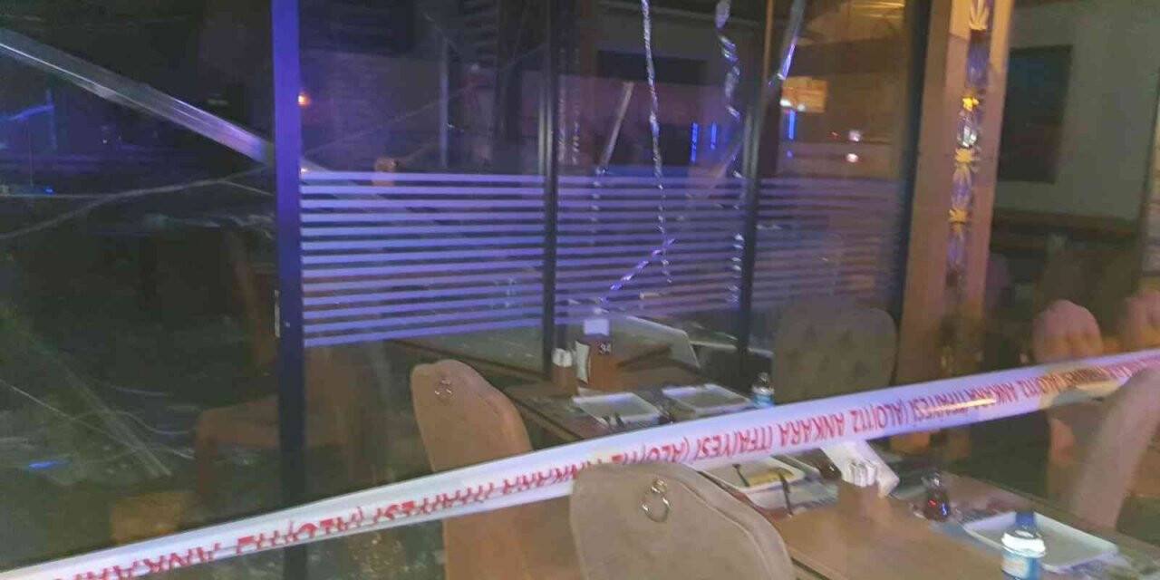 Ankara’da bir dükkanının asma tavanı çöktü: 2 yaralı