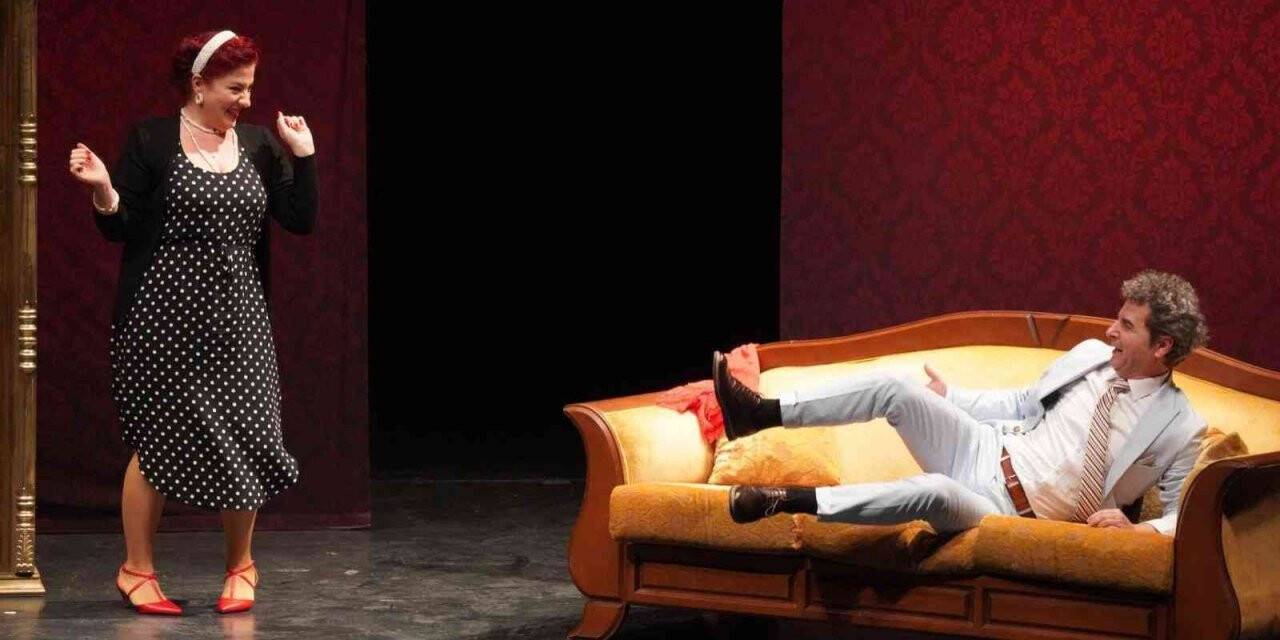 ‘Hırsız’ isimli tiyatro oyunu Bilecik’te sahnelendi