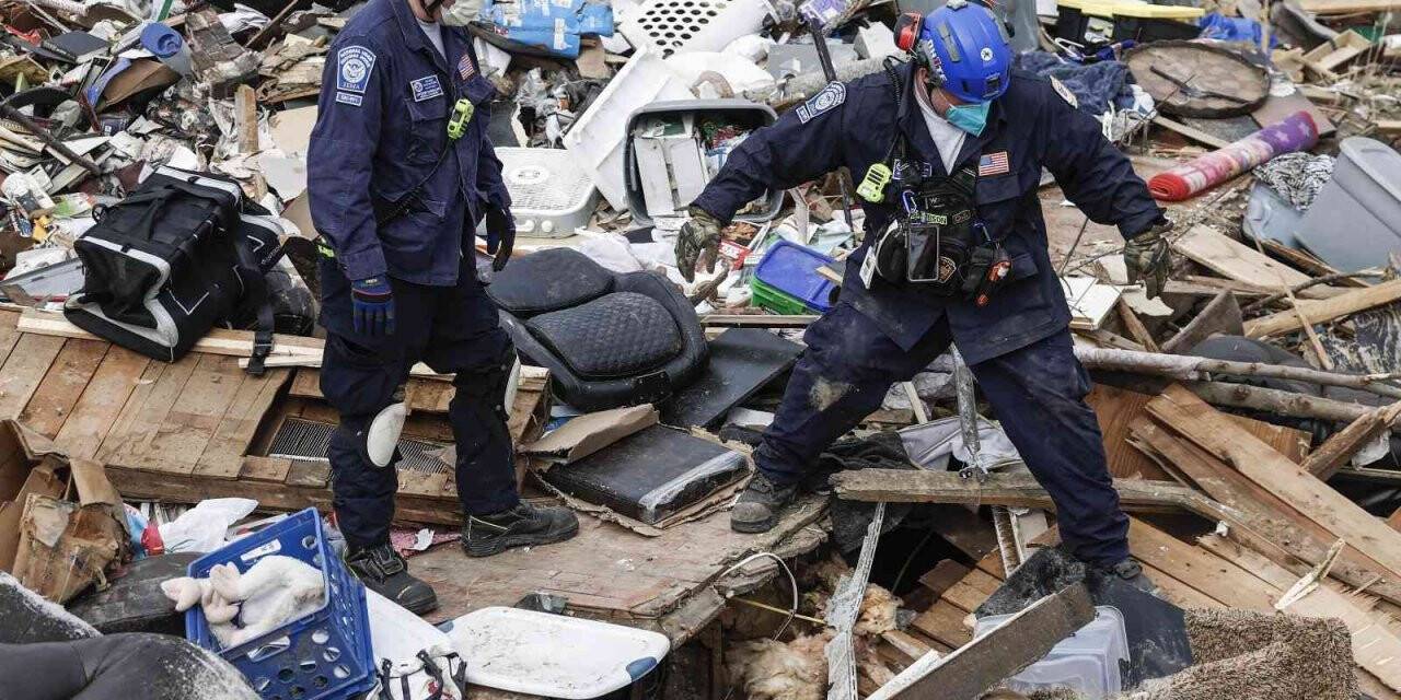 Biden’dan hortumun vurduğu Kentucky’ye ziyaret