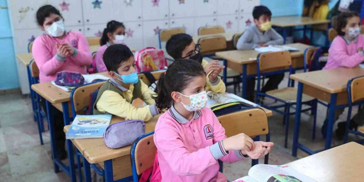 İlkokul öğrencileri ‘Çevre Başkanı’ oldu