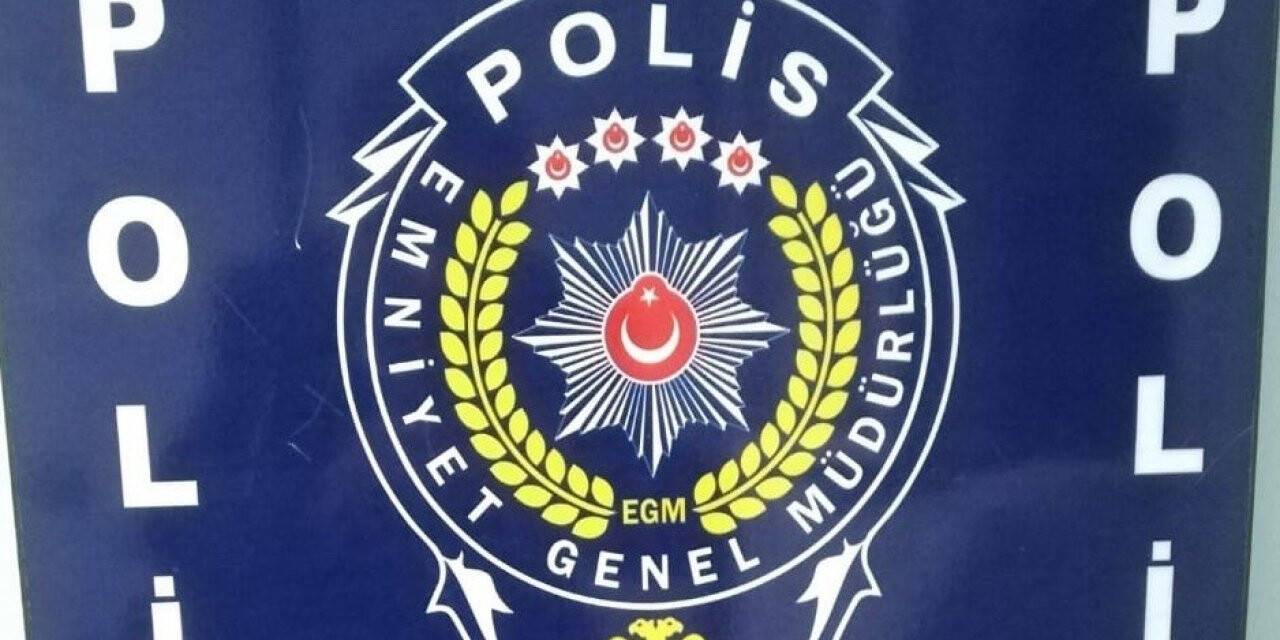 Şüphe üzerine durdurulan araçtan uyuşturucu hükümlüsü çıktı