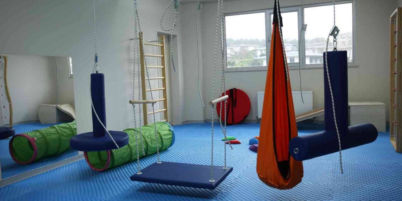 Engelsiz Yaşam Merkezi eğitimlerine başladı