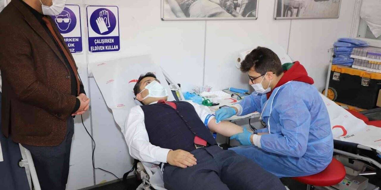 Kaymakam Tunç’tan kan bağışına destek