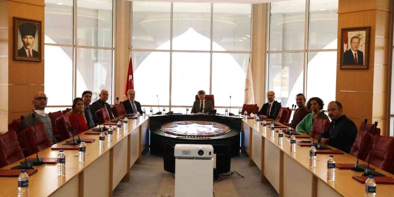 Ortak çalışmaları değerlendirdiler