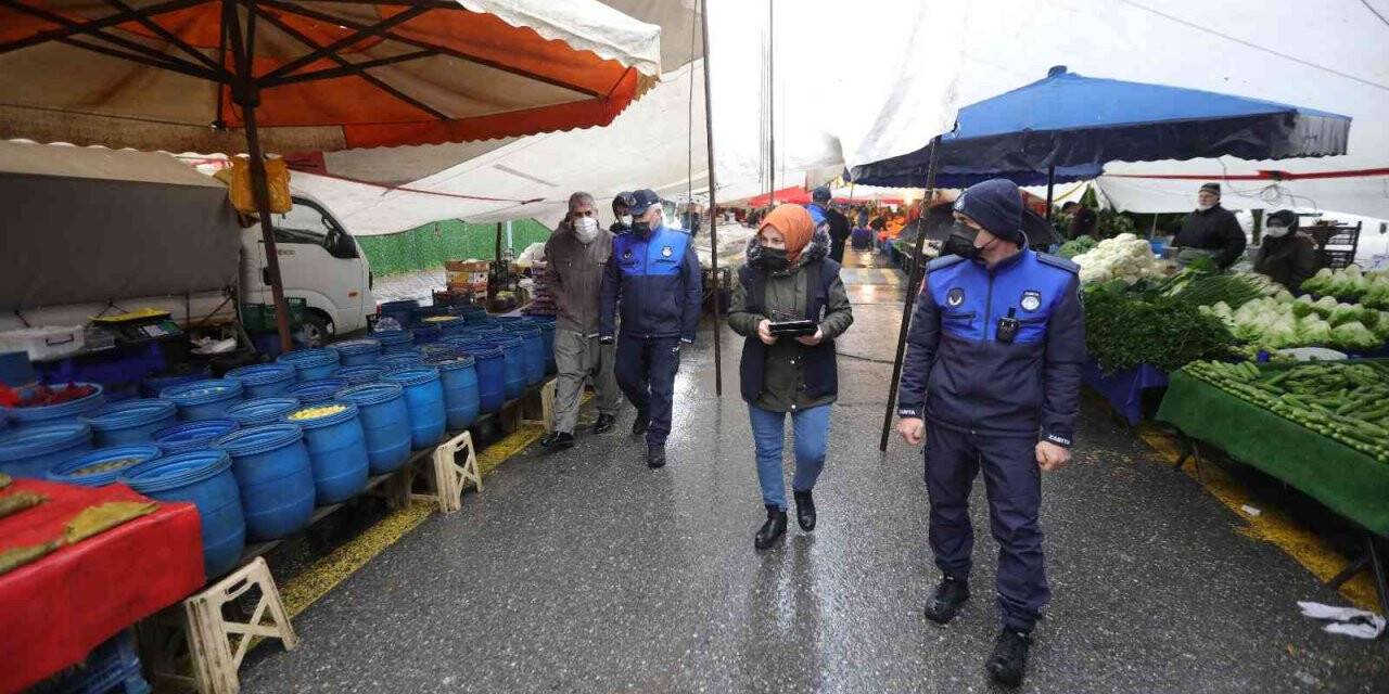 Çayırova’da zabıtadan pazar denetimi