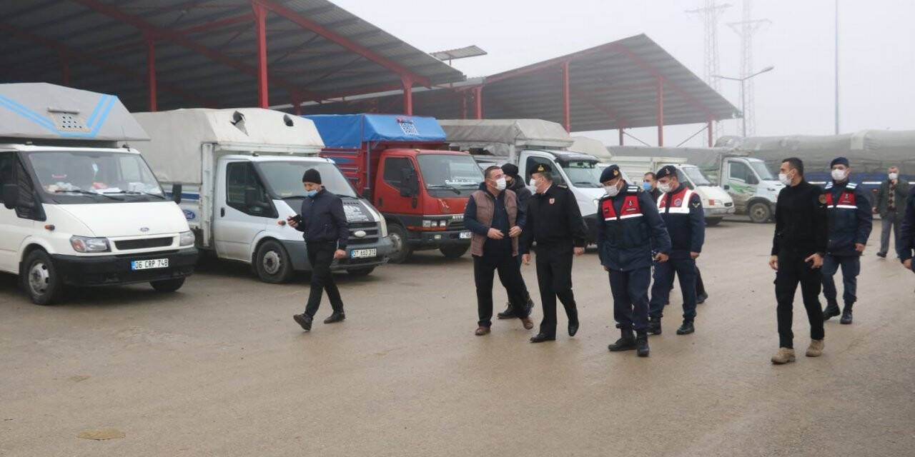 Kastamonu Hayvan Pazarı’nın güvenliği, jandarma ve polis ekiplerinden sorulacak