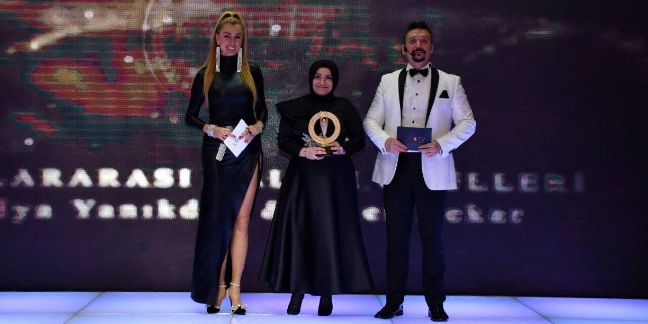 Kişiye özel kodlama bileklik ödül getirdi