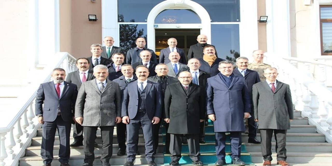 Vali Makas, “Düzensiz Göçle Mücadele Koordinasyon Toplantısı”na katıldı