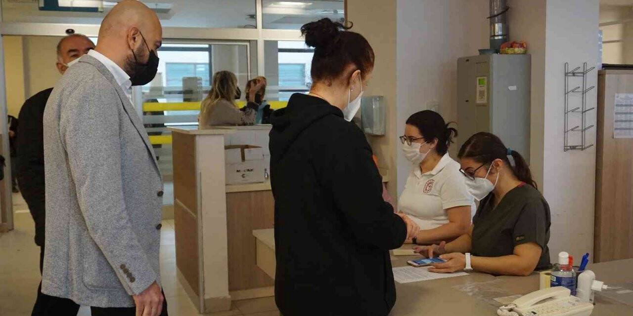 Hatırlatma dozunun süresi 3 aya düştü, vatandaşlar hastaneye koştu