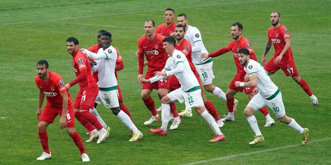 Spor Toto 1. Lig: Ümraniyespor: 4 - Bursaspor: 1
