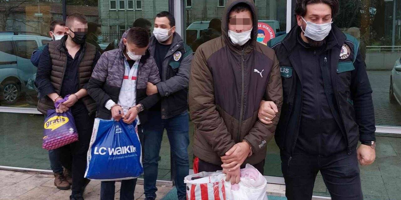 Samsun’da sokak satıcılarına uyuşturucu operasyonunda 3 kişi tutuklandı