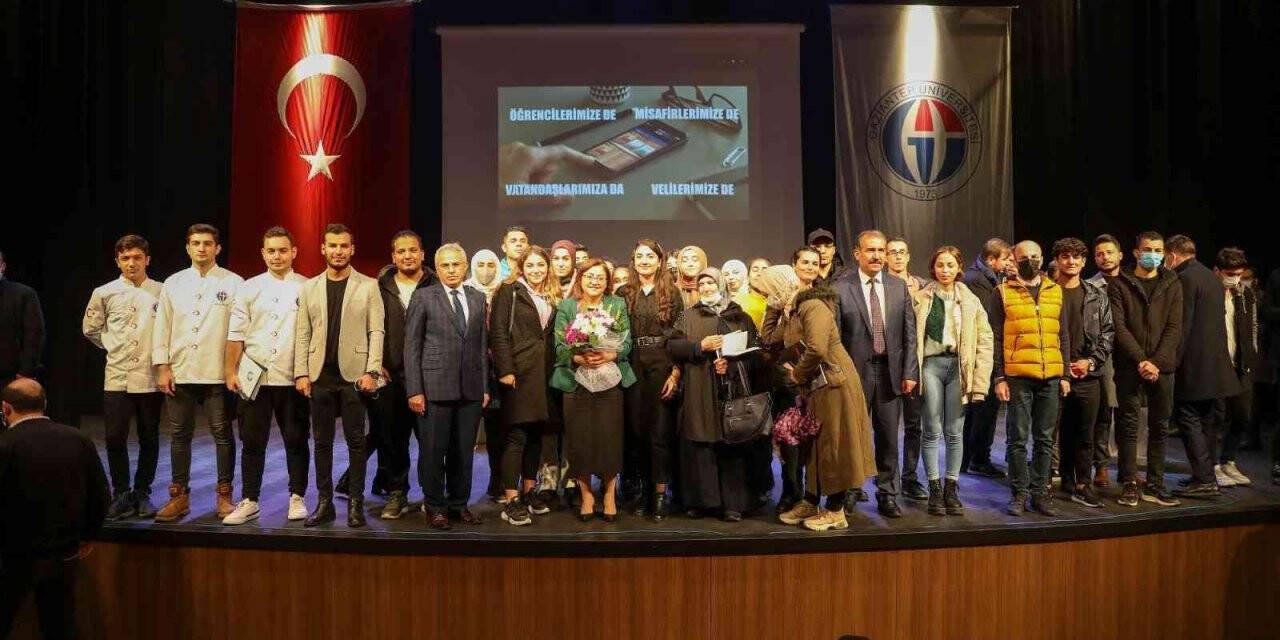 Başkan Fatma Şahin GAÜN üniversite öğrencileri ile buluştu