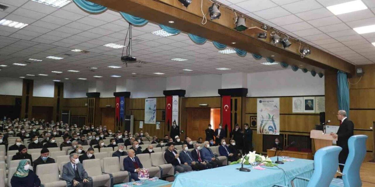 Elazığ İl Müftülüğü aralık ayı mutat toplantısı yapıldı