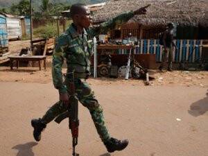 30 memur kaçırıldı