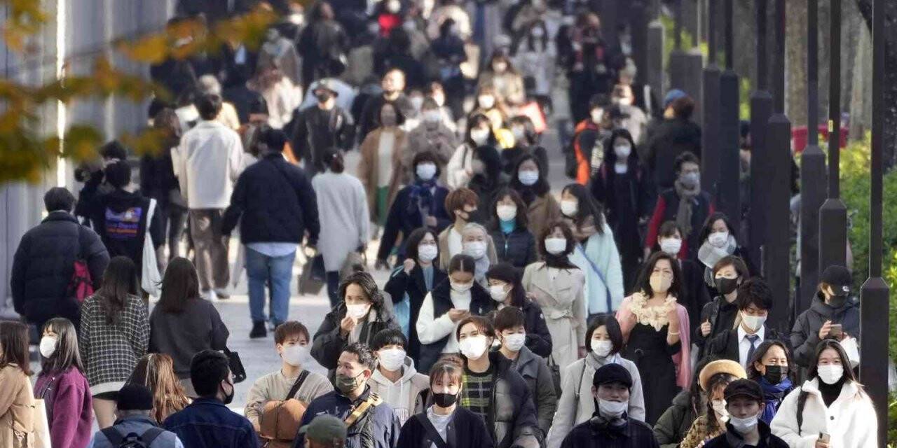 Japon uzmanlardan “Omicron, Delta’dan yaklaşık 4 kat daha bulaşıcı” uyarısı