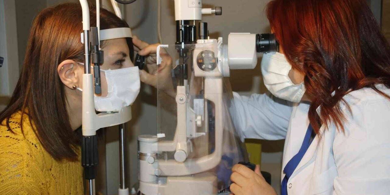 2035’te her 3 çocuktan 1’i gözlük takacak