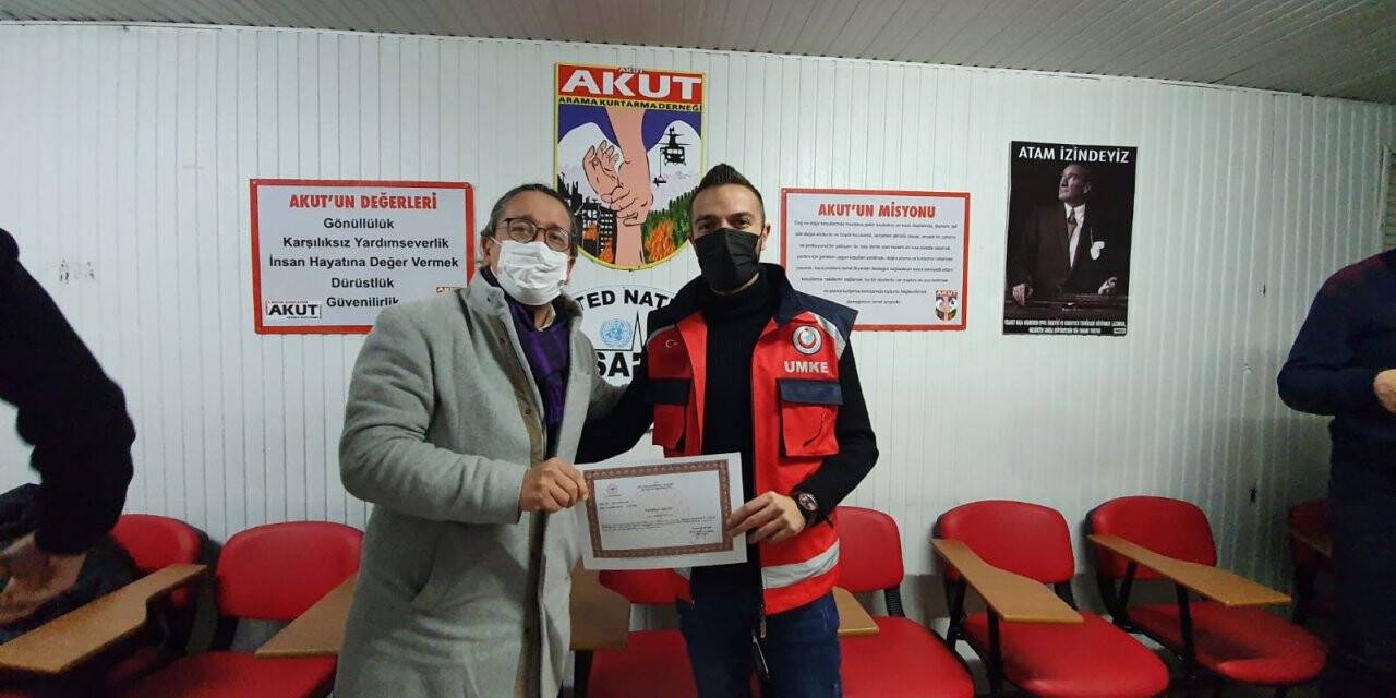 AKUT gönüllülerine sertifikalı ilkyardım eğitimi