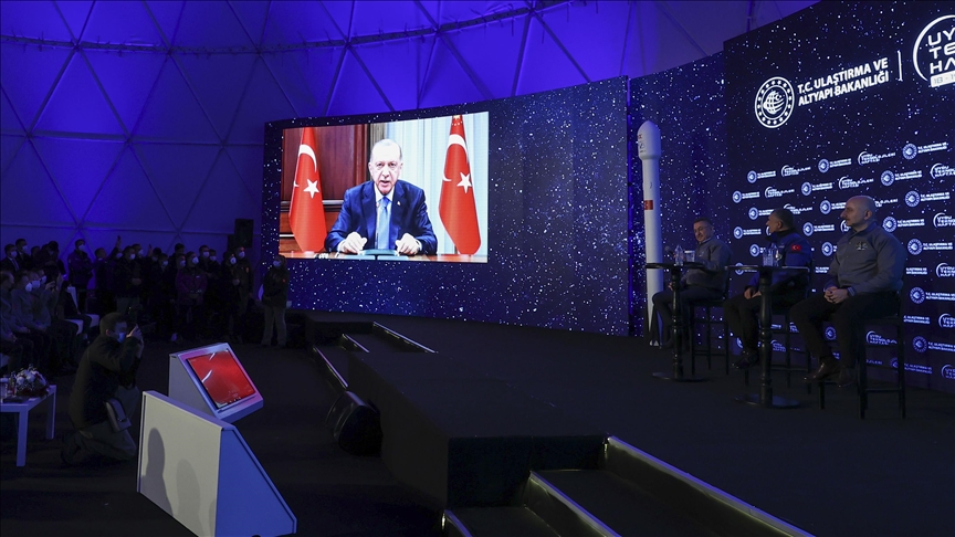 Cumhurbaşkanı Erdoğan: Türksat 5B'yi uzaya fırlattık