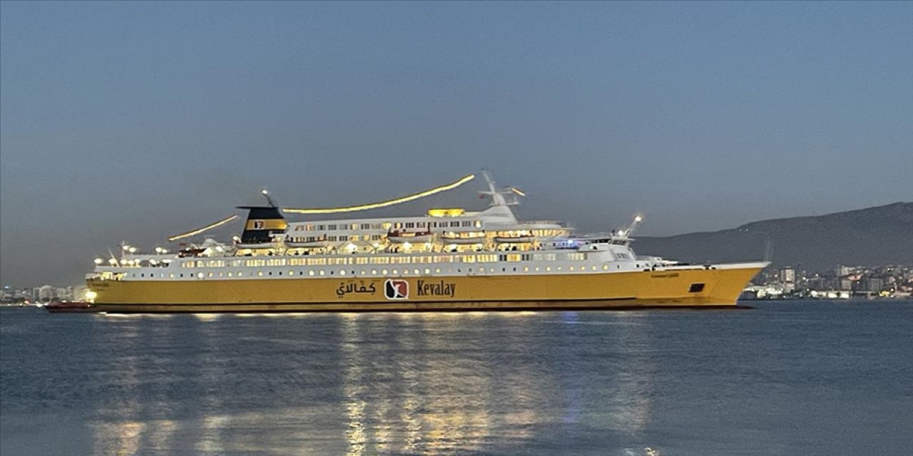 Libya’dan ikinci yolcu gemisi İzmir’e geldi