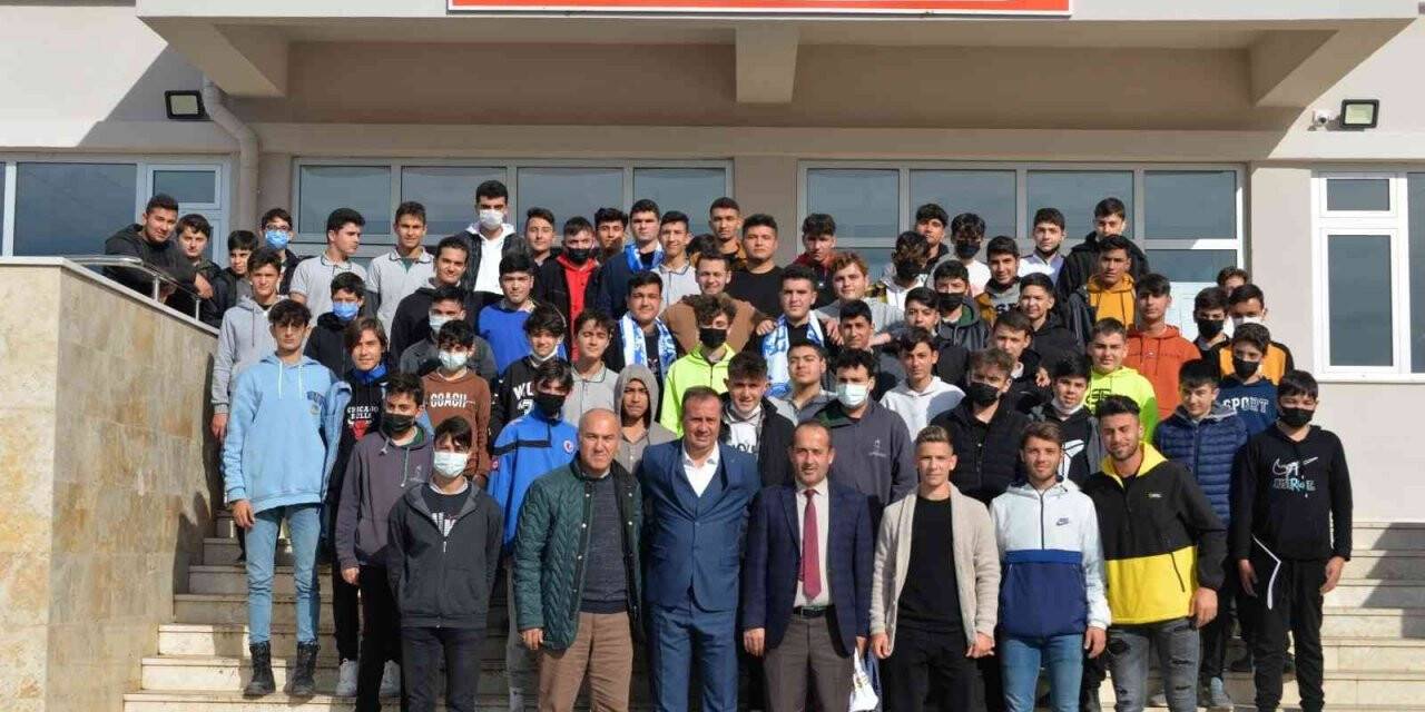 Fethiyespor moral depoladı