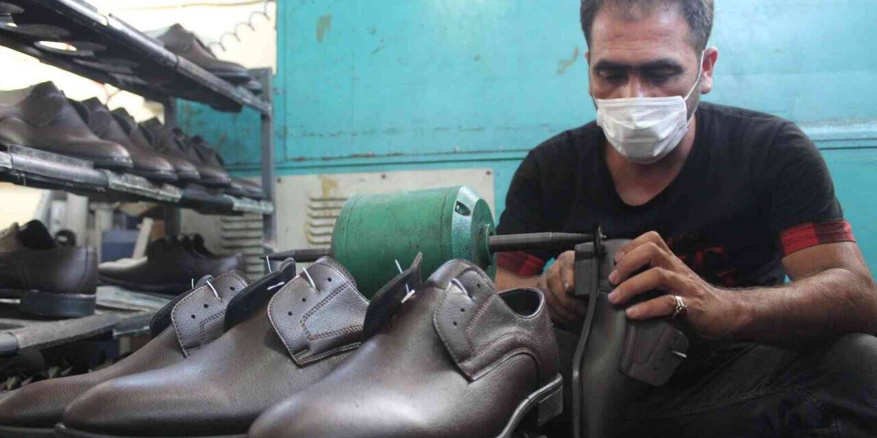 Ayakkabıcılara ’stok’ darbesi