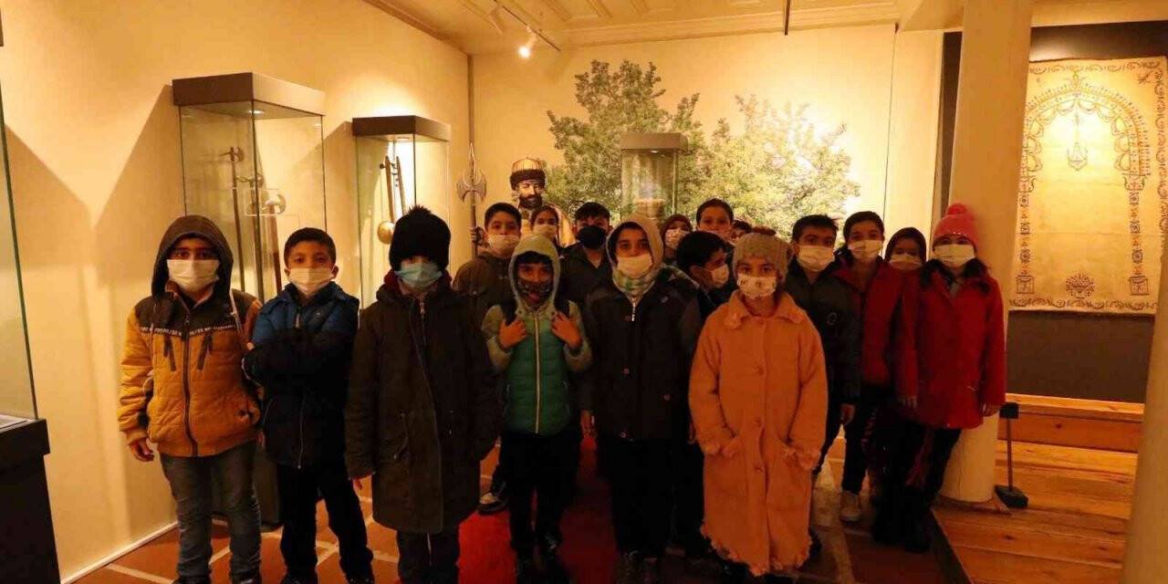 Bilgi Evleri öğrencileri, Mevlana’nın izini sürdü