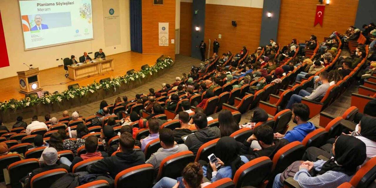 Başkan Kavuş, şehir planlama öğrencileriyle buluştu