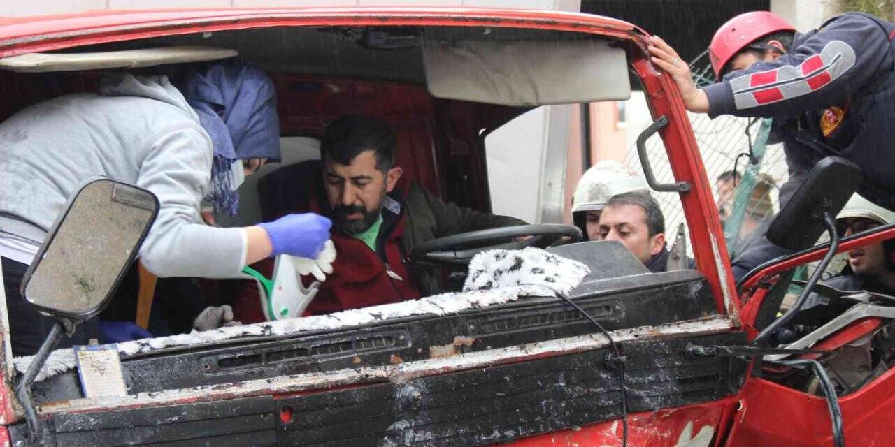 Yasak yolu kullanınca ortalık savaş alanına döndü