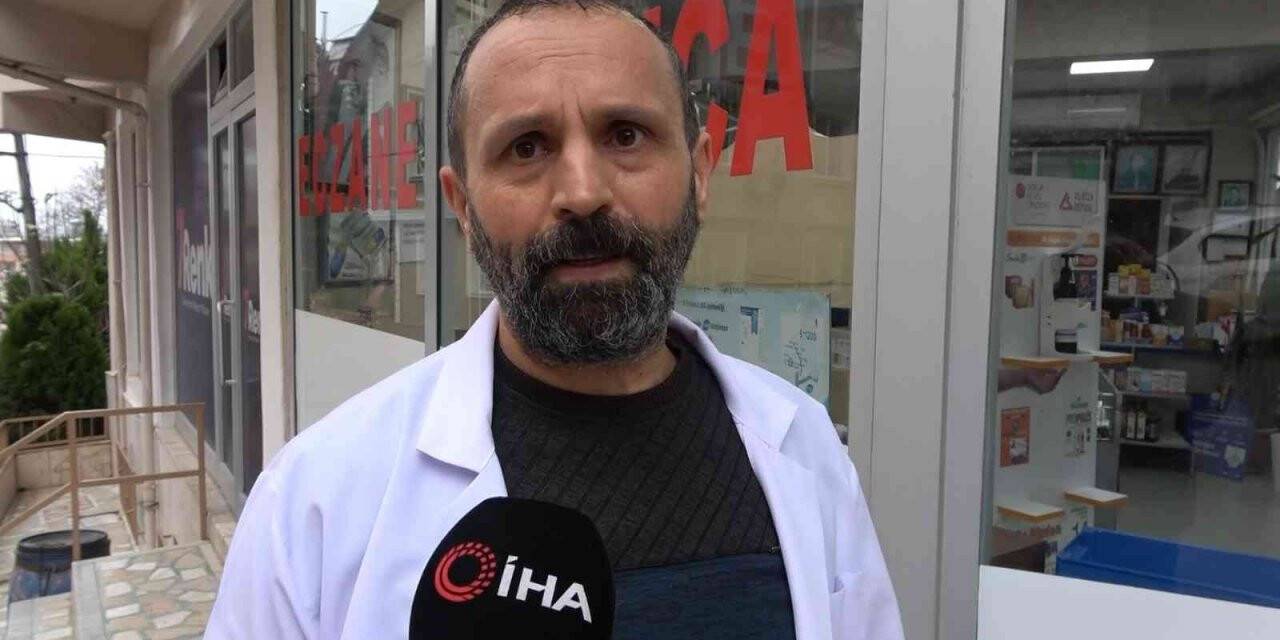 Havlamasına kızdı, engelli köpeği sopayla dövdü