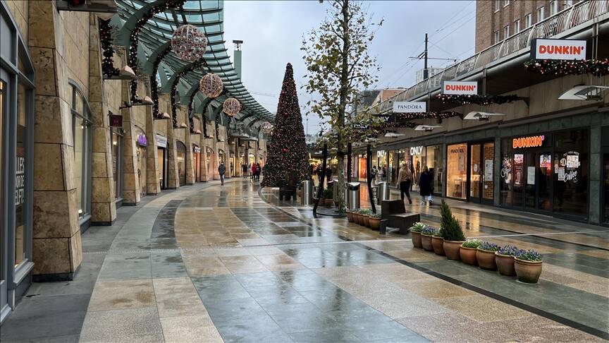 Hollanda, Omicron varyantı nedeniyle ek önlemler aldı