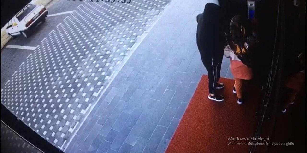 İkametten 150 bin TL değerinde ziynet eşyası çalan kadın hırsız yakalandı