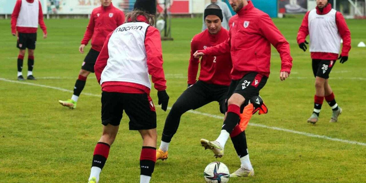 Samsunspor ile İstanbulspor 39. randevuya çıkıyor