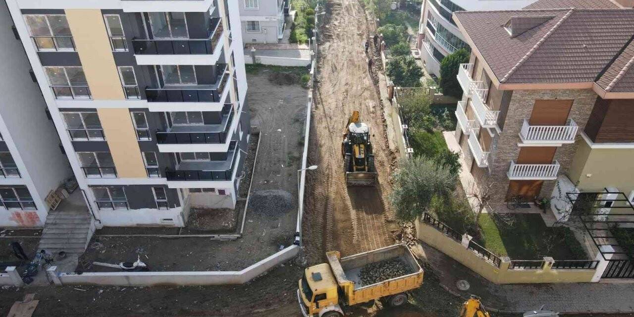 Nazilli Belediyesi yol çalışmaları ile rekor kırıyor