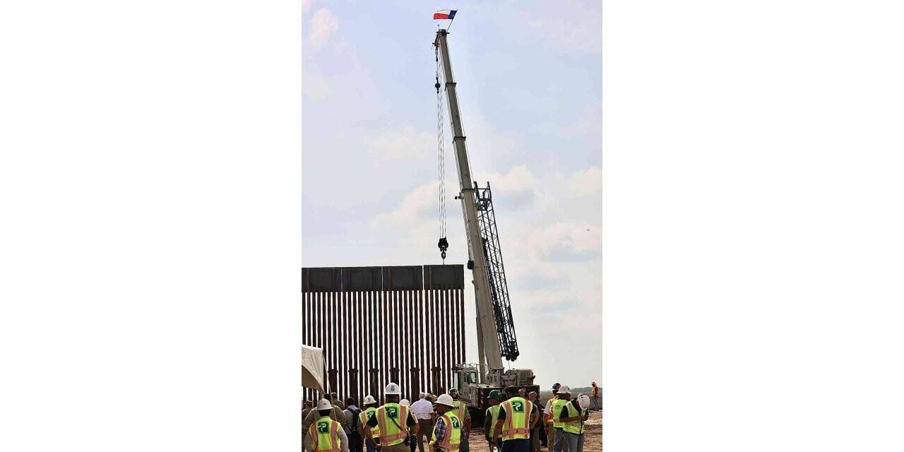 ABD’de Texas eyaleti federal hükümetten bağımsız Meksika sınırına duvar inşa ediyor