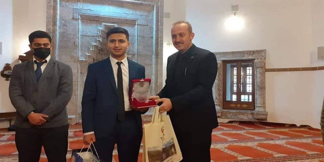 "Genç Hatipler Hutbe Okuma Yarışması" final heyecanı Tosya’da yaşandı