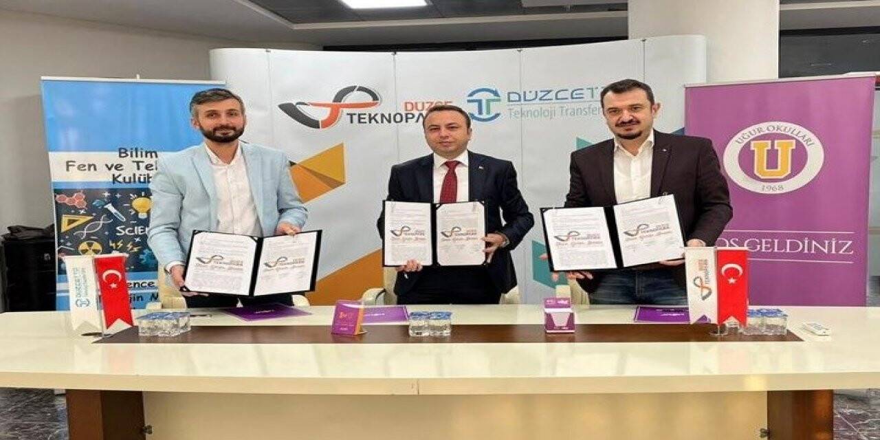 Uğur Okulları Düzce Kampüsü öğrencileri geleceğe teknoloji ile hazırlayacak