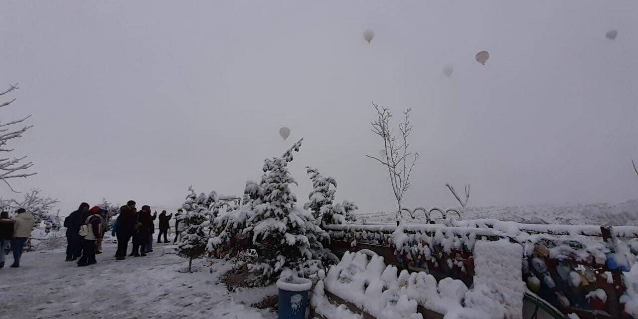 Peribacaları gelinlik giydi