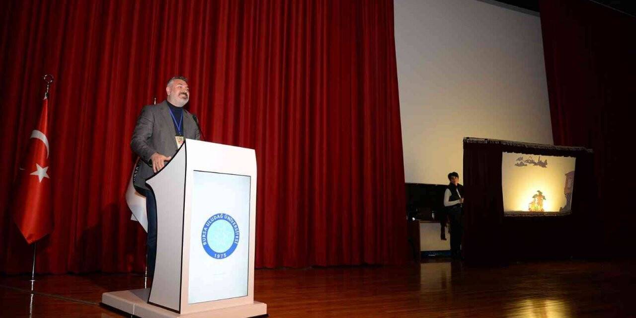 Karagöz ve Hacivat üniversitede