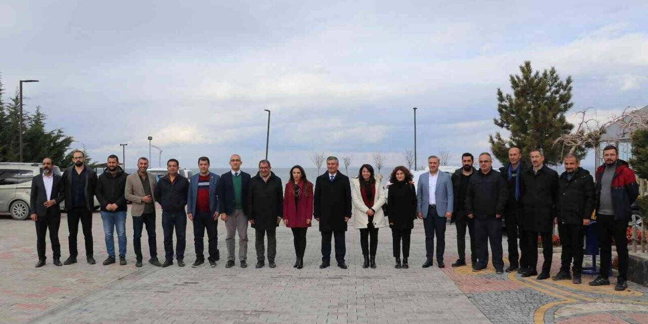 VAOB heyeti basınla bir araya geldi