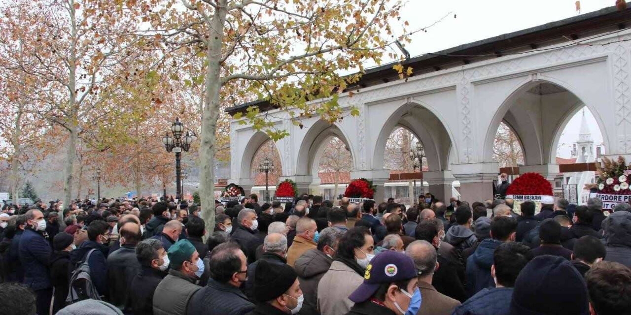 Eski Başbakan Yardımcısı Emrullah İşler’in babası son yolculuğuna uğurlandı