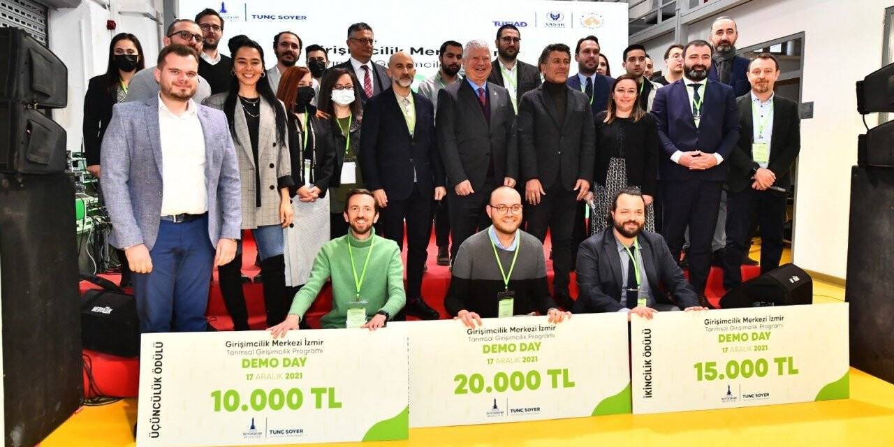 ’Girişimcilik Merkezi İzmir’de ilk ödüller sahiplerini buldu