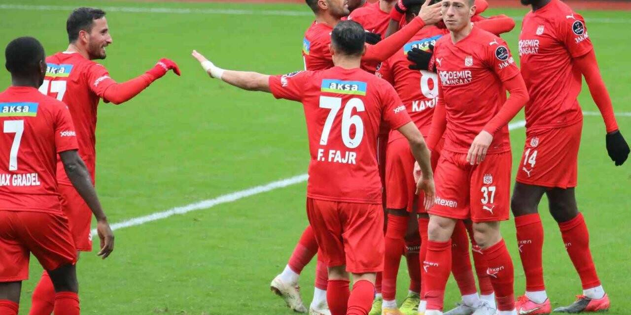 Sivasspor’dan üst üste 4. galibiyet