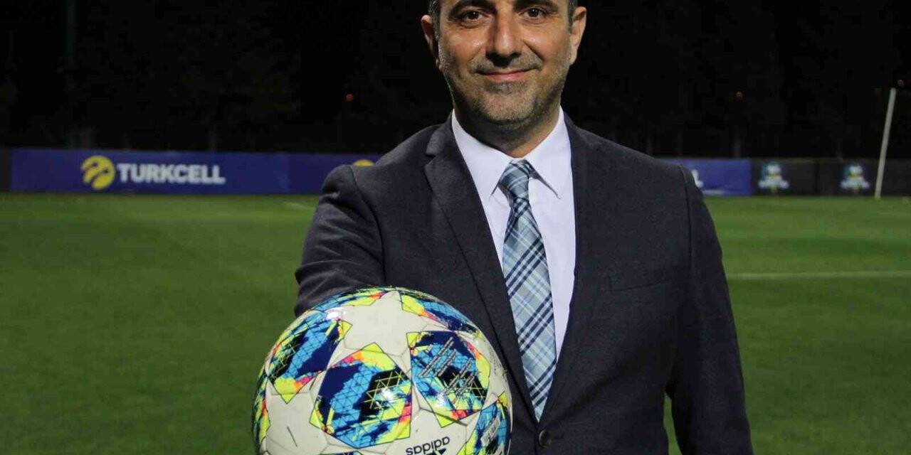 Özbayraktar: "Kadın futbolunun gelişimine destek oluyoruz"