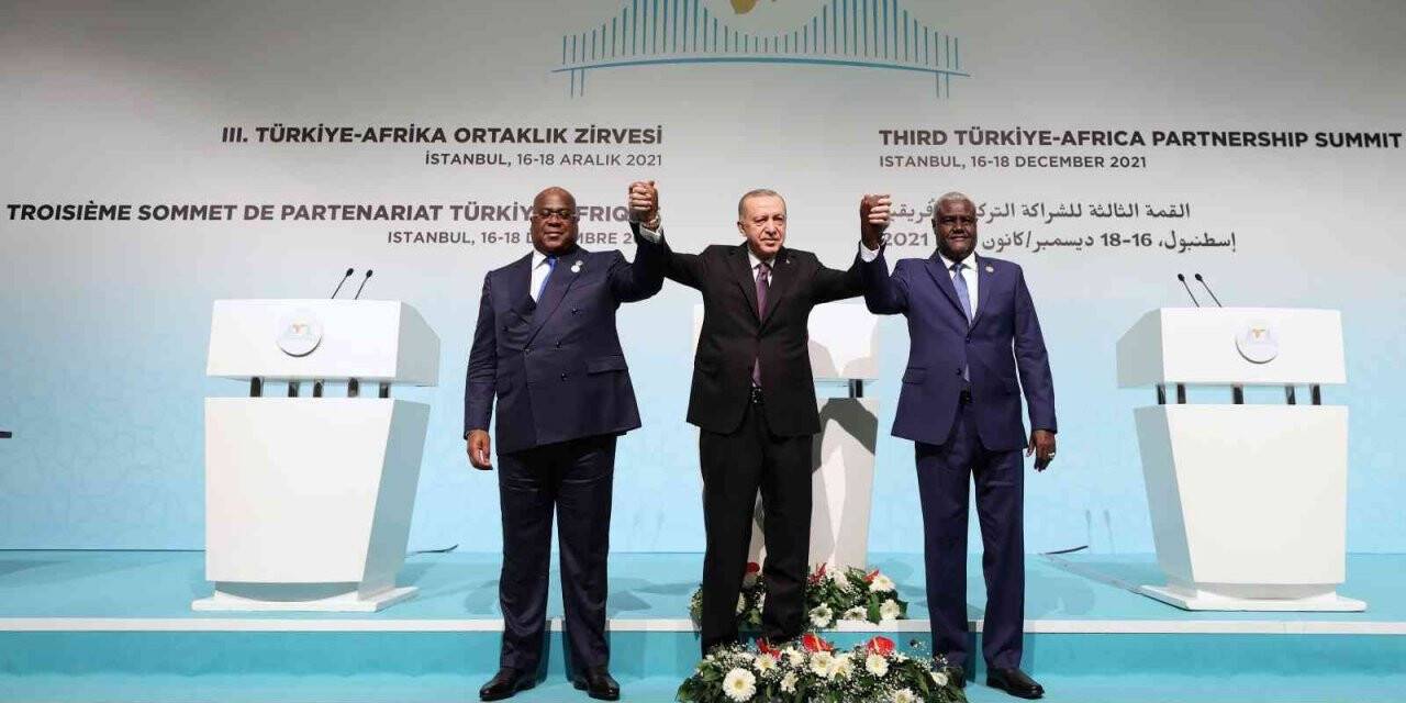 Cumhurbaşkanı Erdoğan: “Birlikte kazanalım, birlikte büyüyelim insanlarımızın refahını birlikte büyütelim istiyoruz”