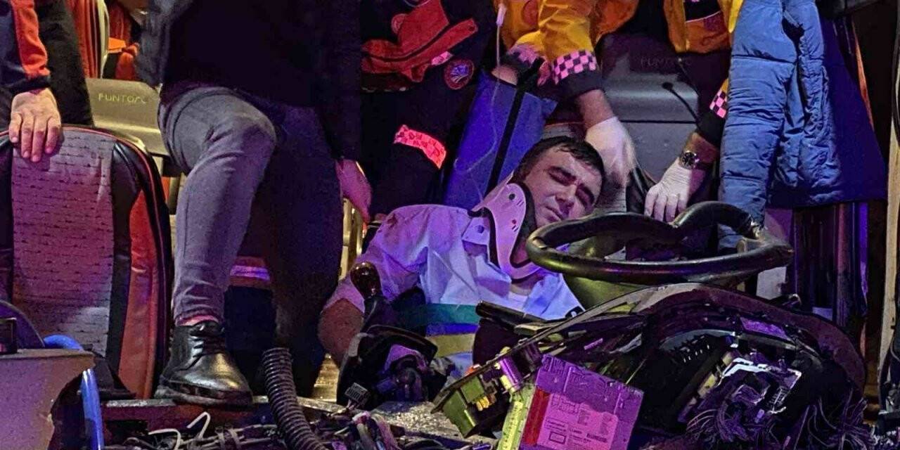 TEM’de otobüs kazası, çok sayıda yaralı var