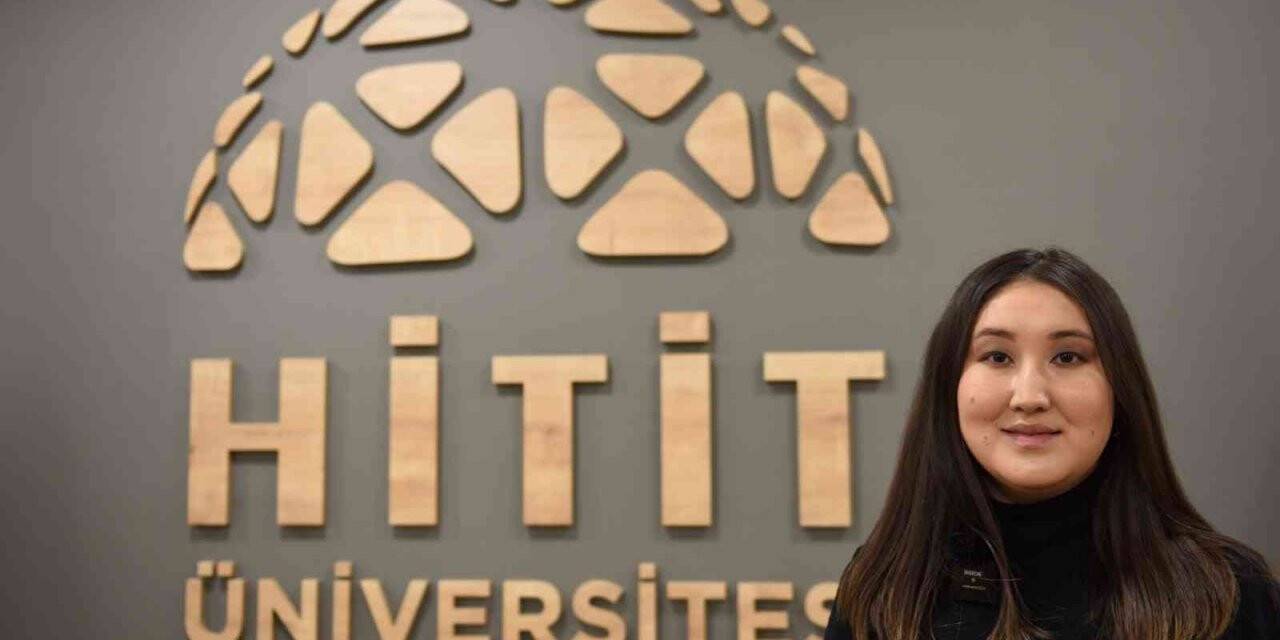 Kazakistanlı gazeteci, Türkçe öğrenmek için Çorum’a geldi